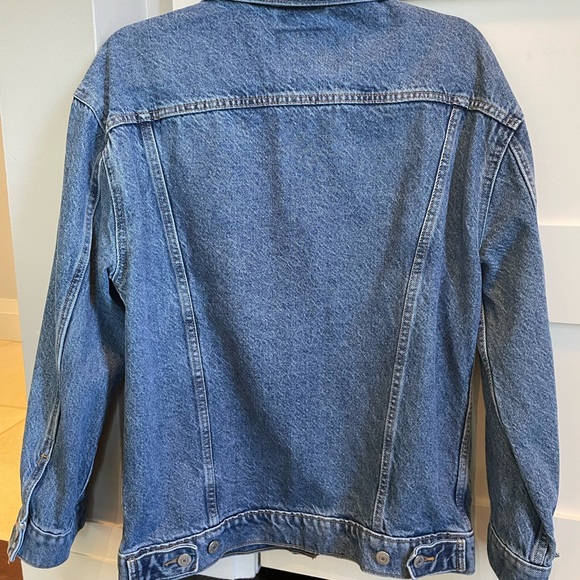 Levi’s trucker baggy jean jacket - Picture 2 of 5